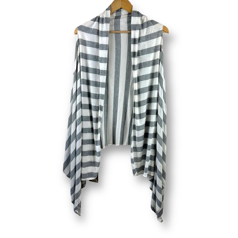 Life is Beautiful gray and white stripe open front vest‎ NWT One Size